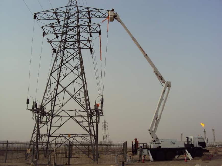 Transmission Vs Electricity Distribution for Fiberglass Booms